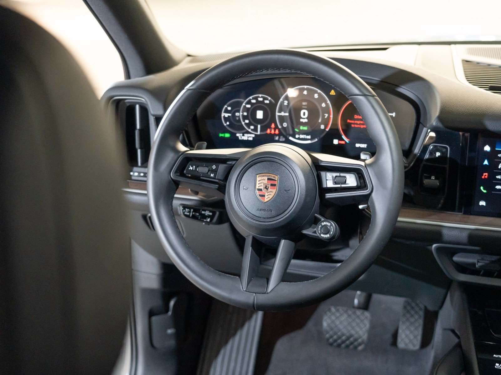 Certified 2026 Porsche Cayenne E-Hybrid AWD/4WD image 26