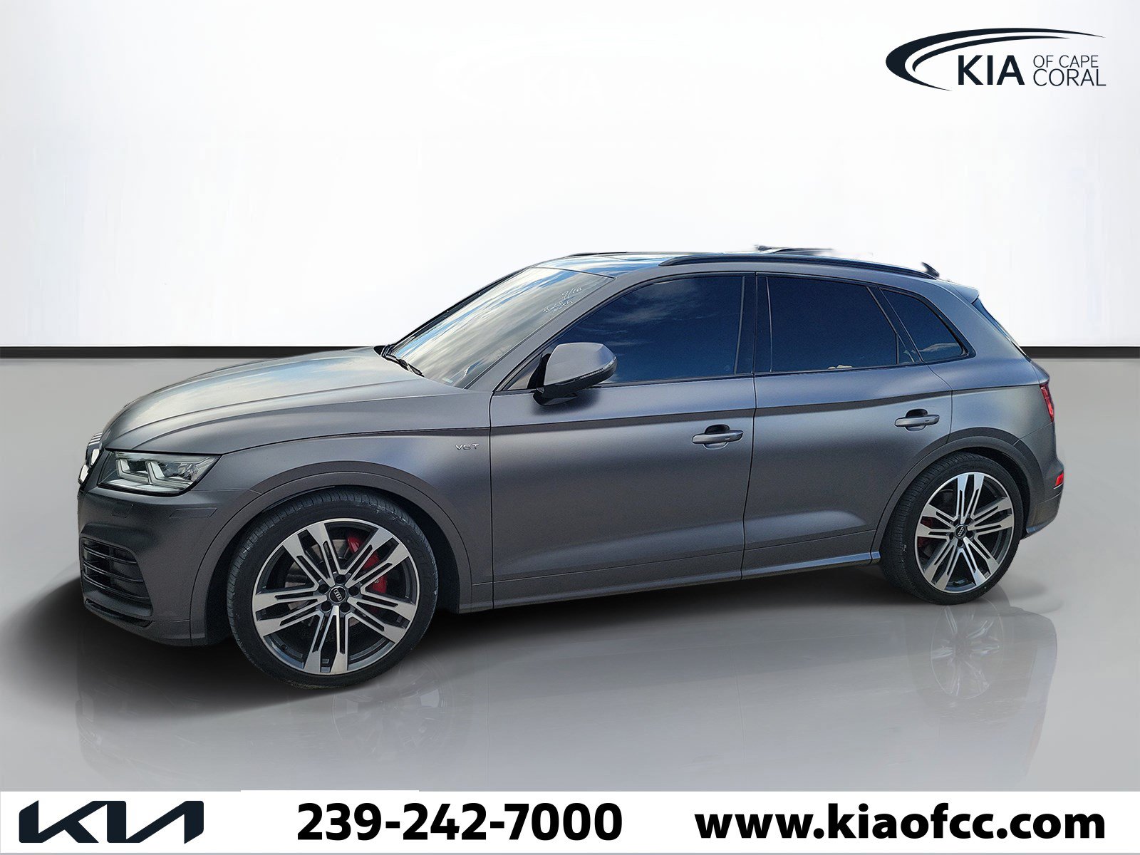 Used 2018 Audi SQ5 Premium Plus w/ S Sport Package AWD/4WD image 4