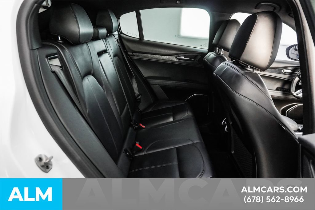 Used 2022 Alfa Romeo Stelvio Sprint image 20