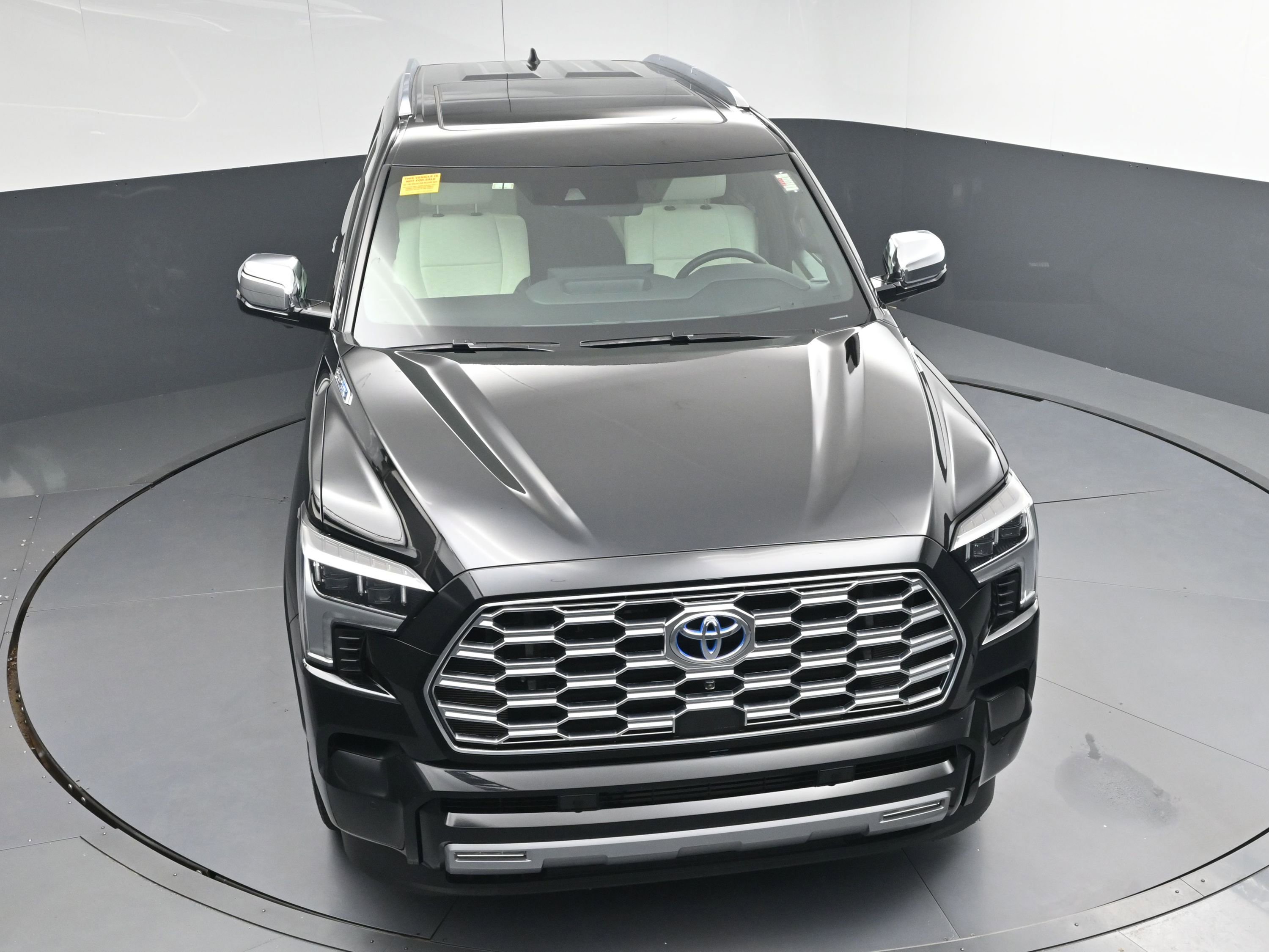 Certified 2024 Toyota Sequoia Capstone image 33