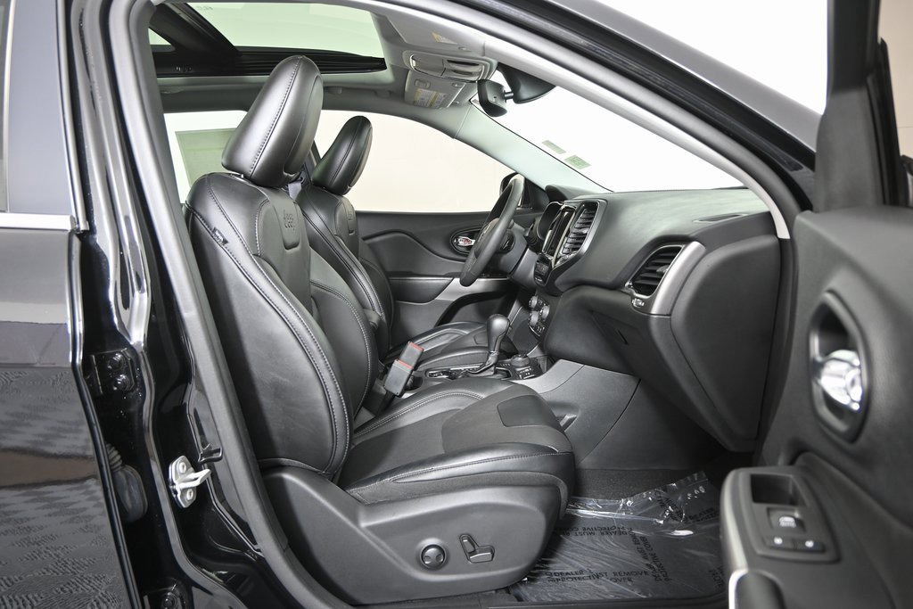 Used 2022 Jeep Cherokee Limited image 13