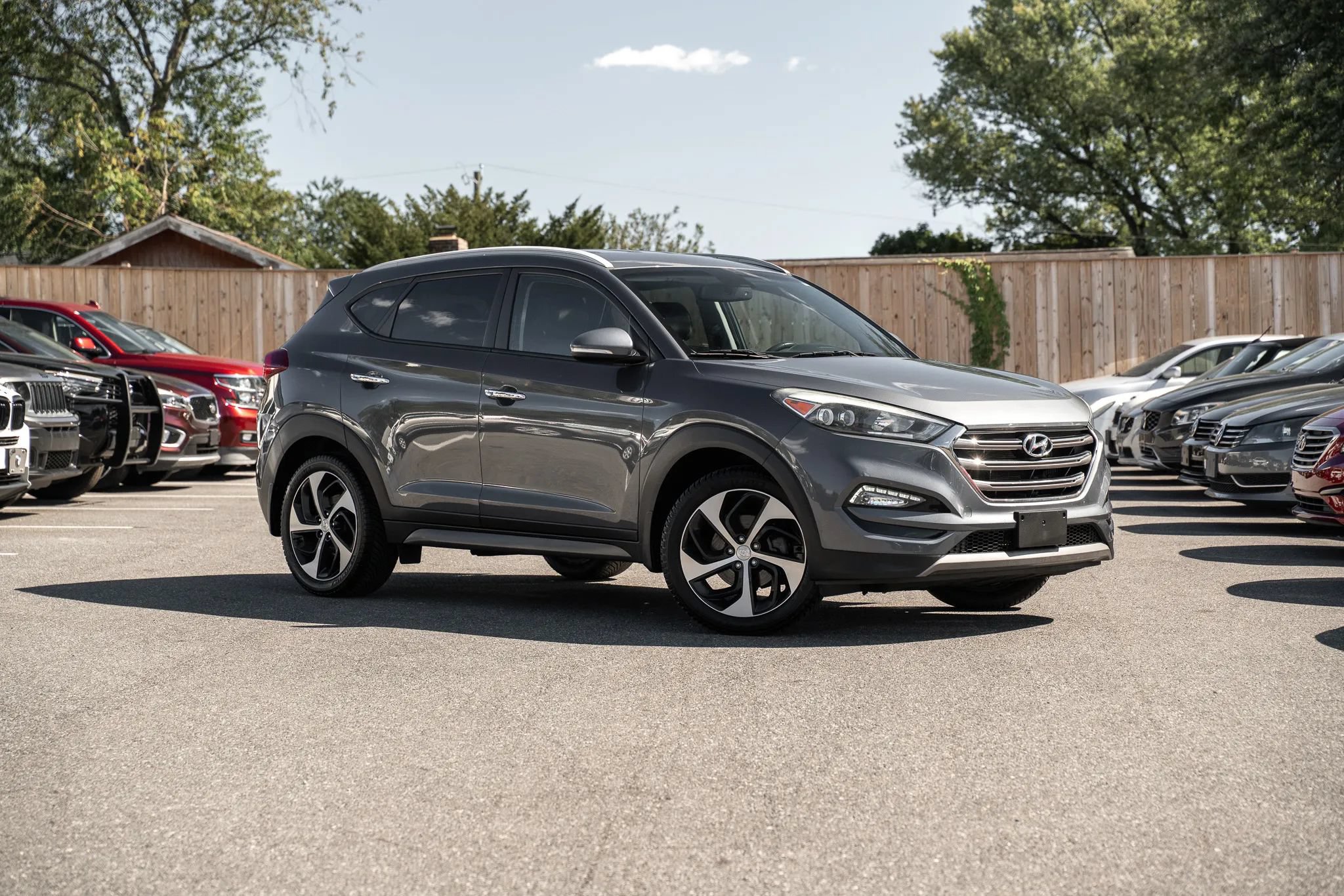 Used 2016 Hyundai Tucson Limited FWD image 1