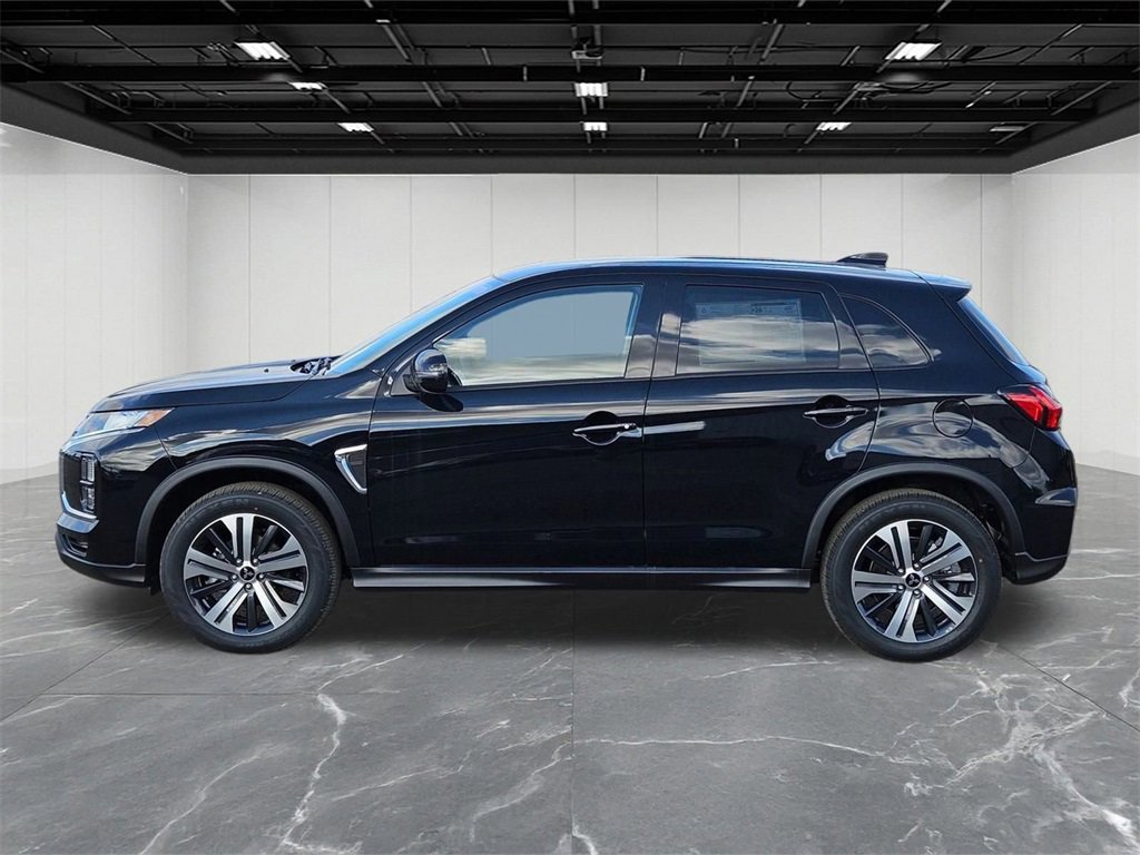 New 2025 Mitsubishi Outlander Sport SE image 2
