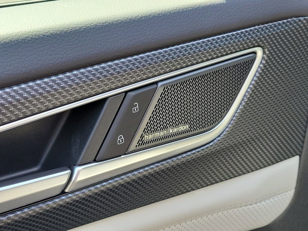 New 2026 Volkswagen Atlas Cross Sport SEL Premium R-Line image 14