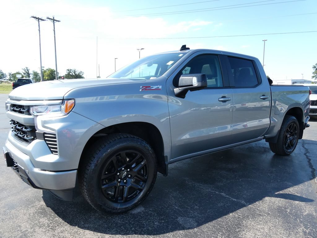 Certified 2024 Chevrolet Silverado 1500 RST AWD/4WD image 10
