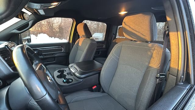 Used 2024 RAM 2500 Big Horn w/ Safety Group image 29