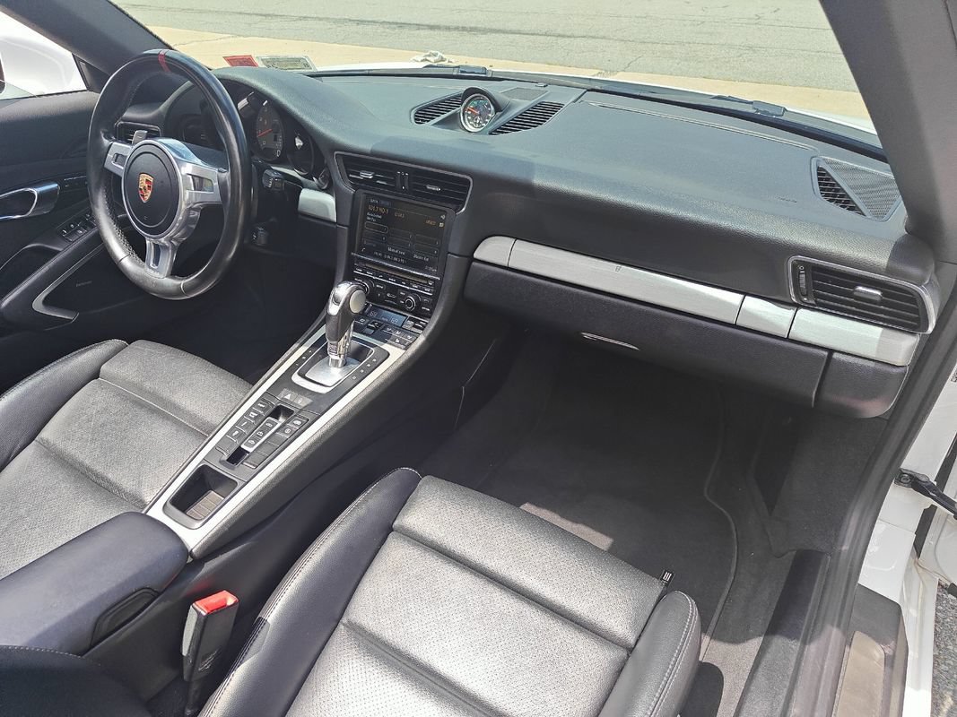 Used 2015 Porsche 911 Carrera S RWD image 23