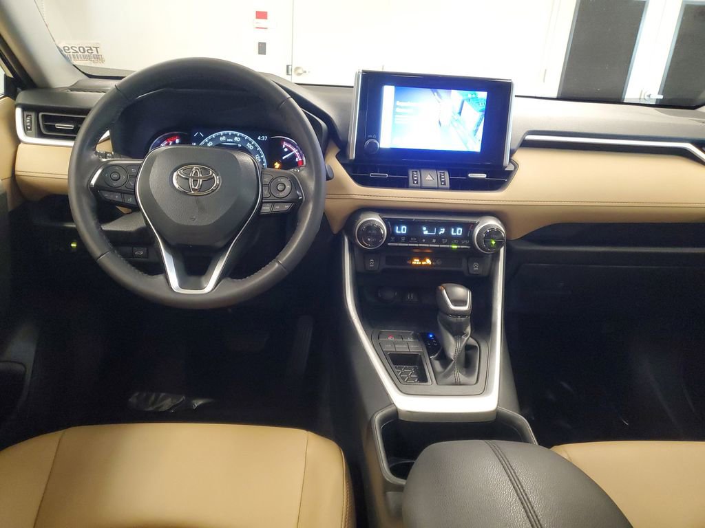 Certified 2024 Toyota RAV4 XLE Premium image 10