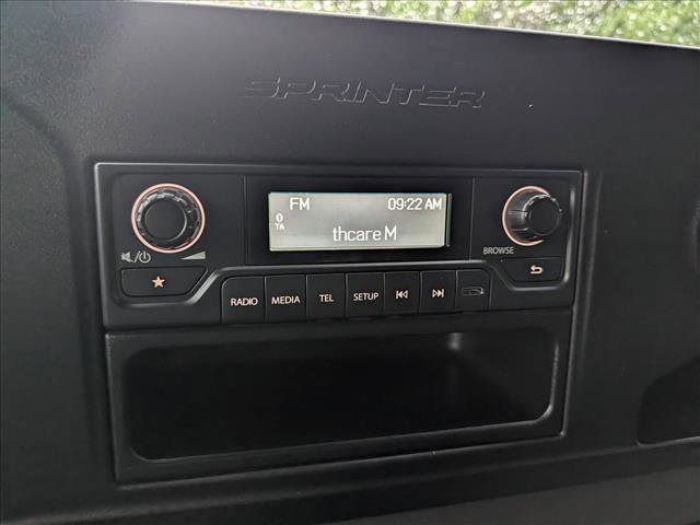 Used 2025 Mercedes-Benz Sprinter 2500 image 28