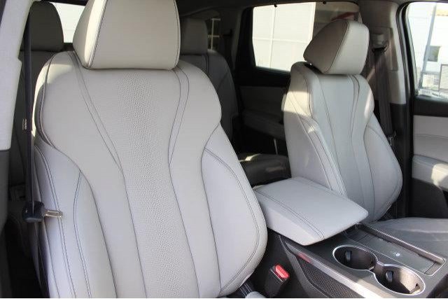 Used 2025 Acura MDX w/ Technology Package FWD image 22