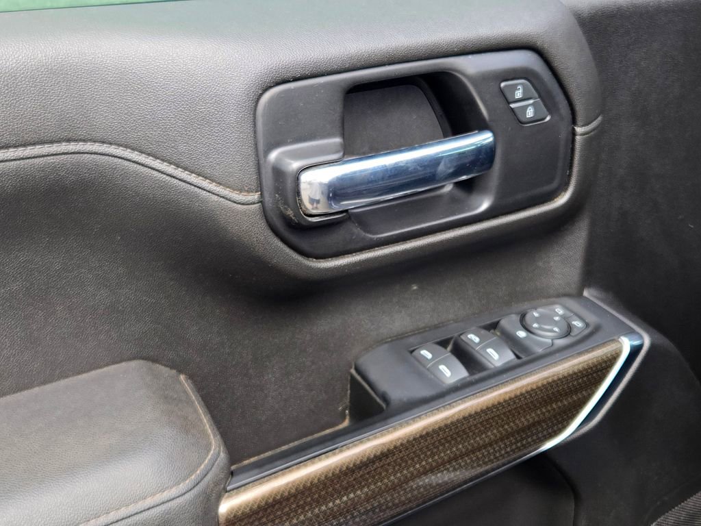 Certified 2022 Chevrolet Silverado 1500 LT w/ Z71 Off-Road Package image 17