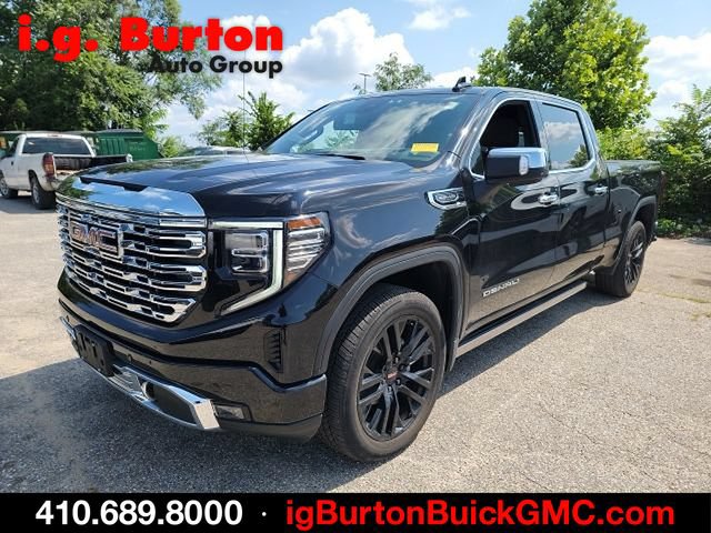 Used 2023 GMC Sierra 1500 Denali w/ Technology Package AWD/4WD image 3