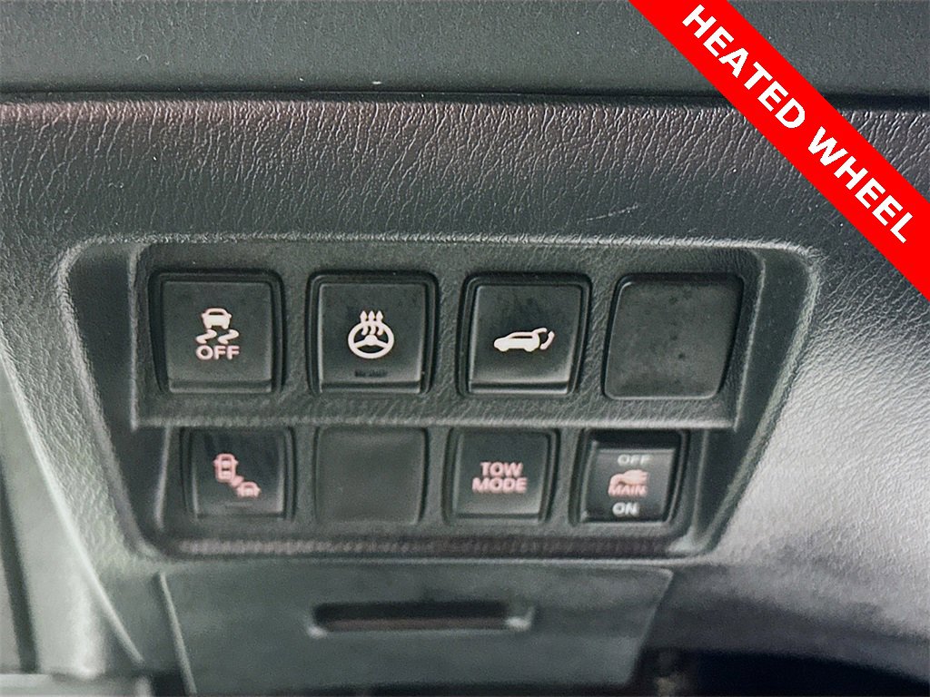 Used 2020 Nissan Pathfinder SL image 8