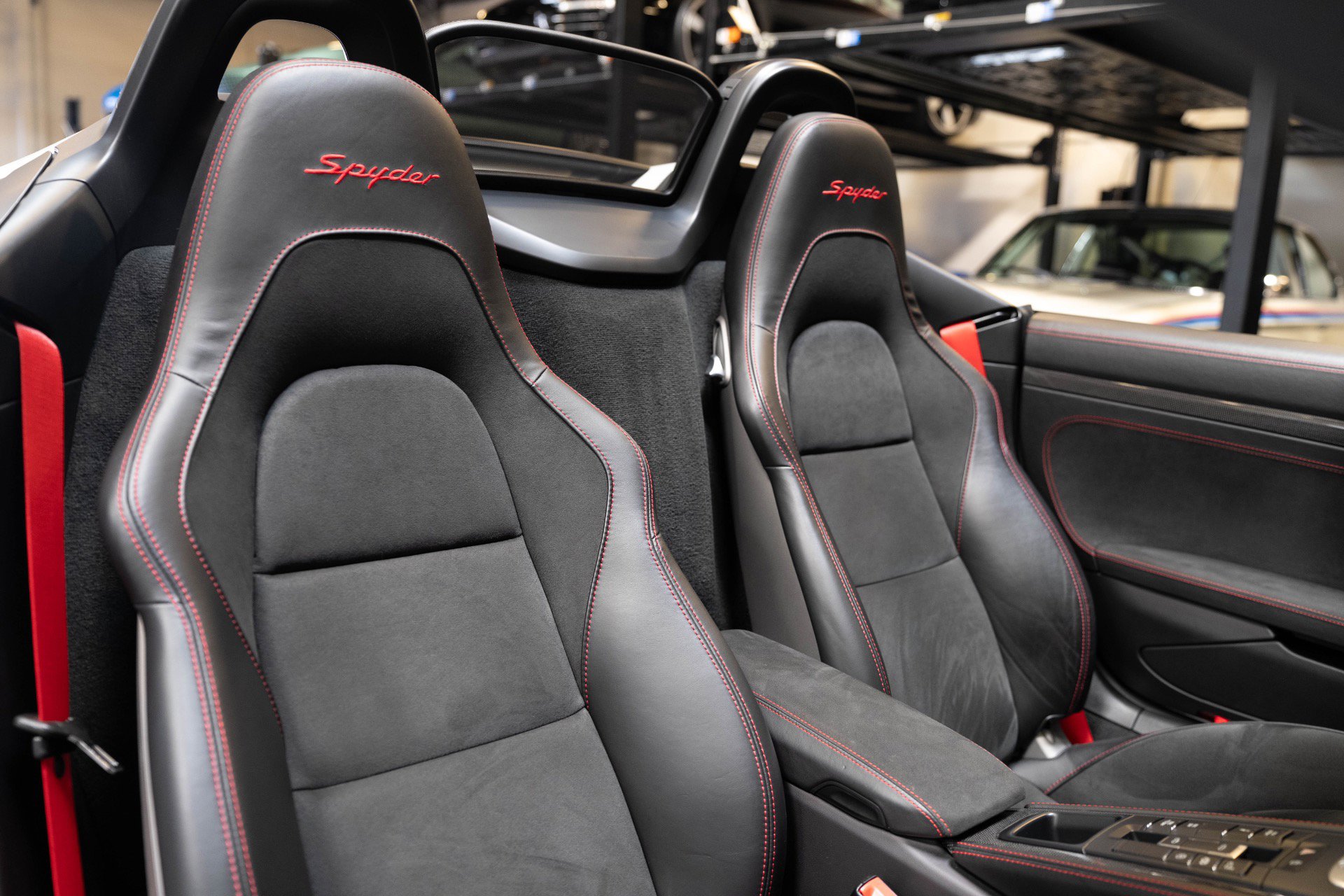 Used 2021 Porsche 718 Boxster Spyder image 76