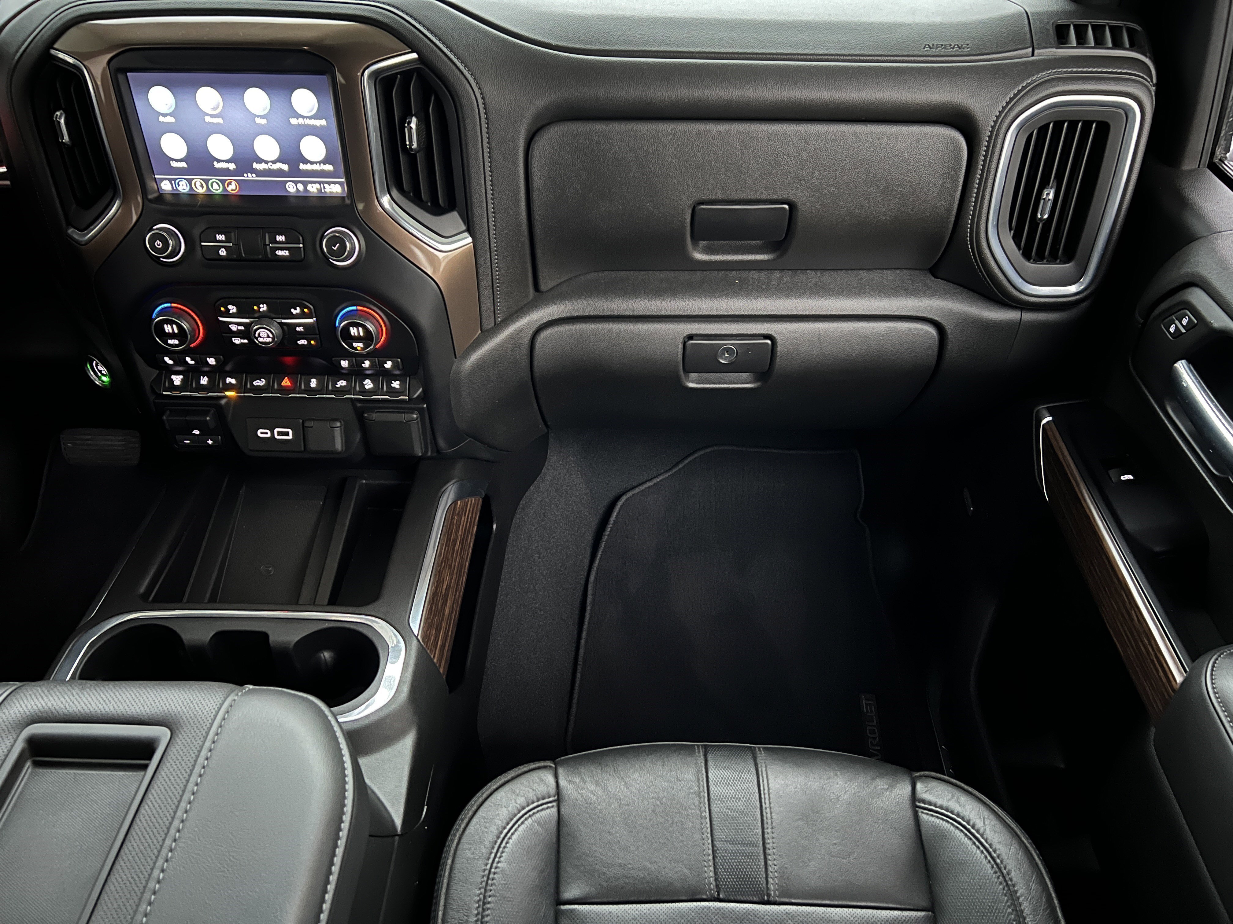 Used 2022 Chevrolet Silverado 3500 High Country w/ Safety Package II image 36