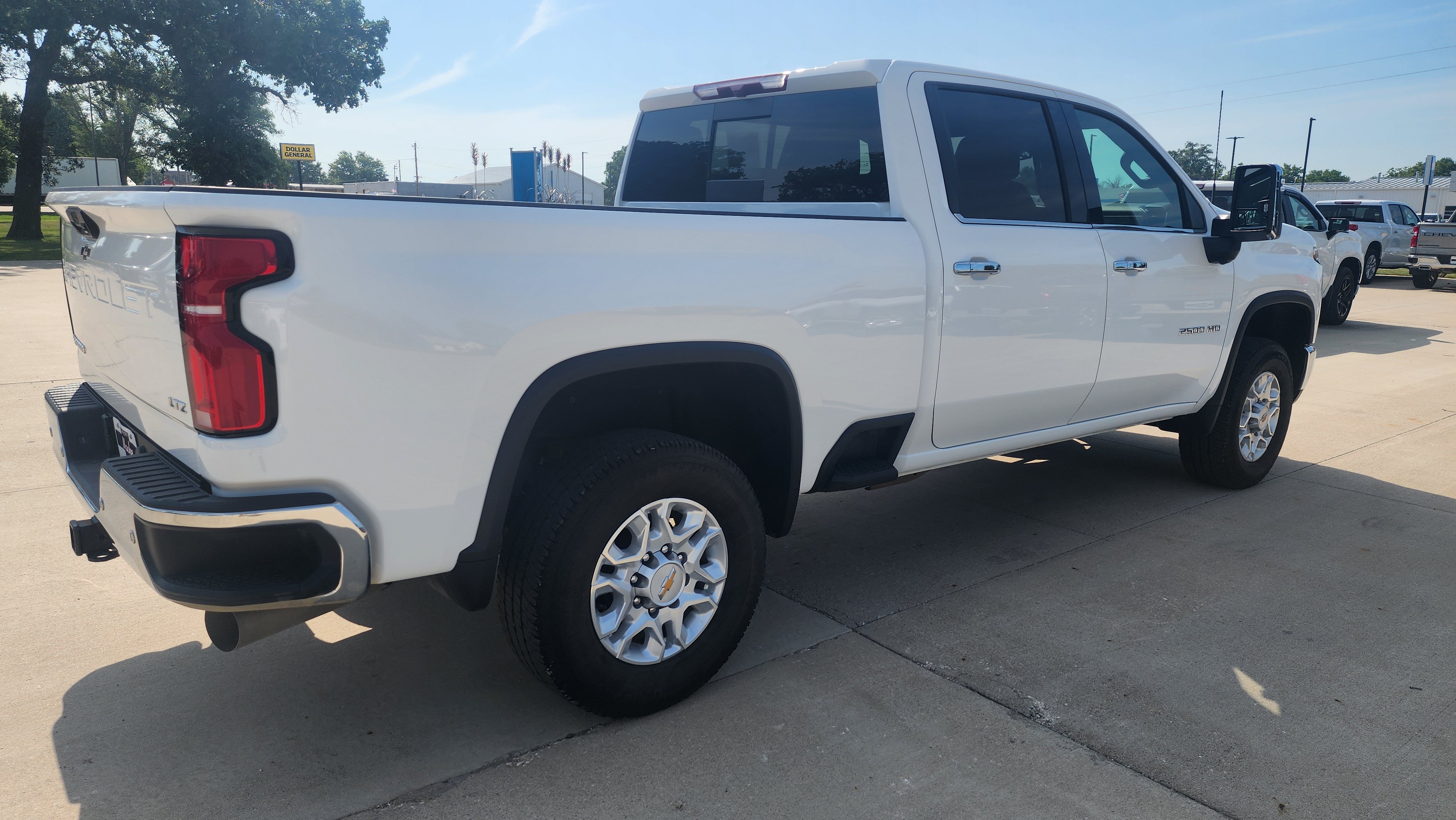 Certified 2026 Chevrolet Silverado 2500 LTZ w/ LTZ Plus Package AWD/4WD image 4