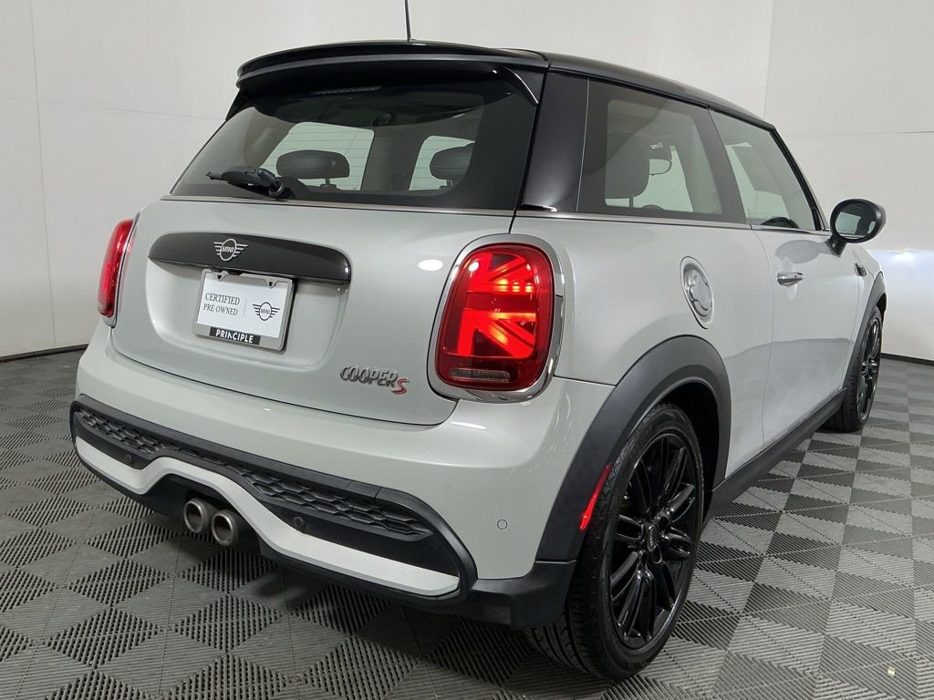 Certified 2022 MINI Cooper S image 5