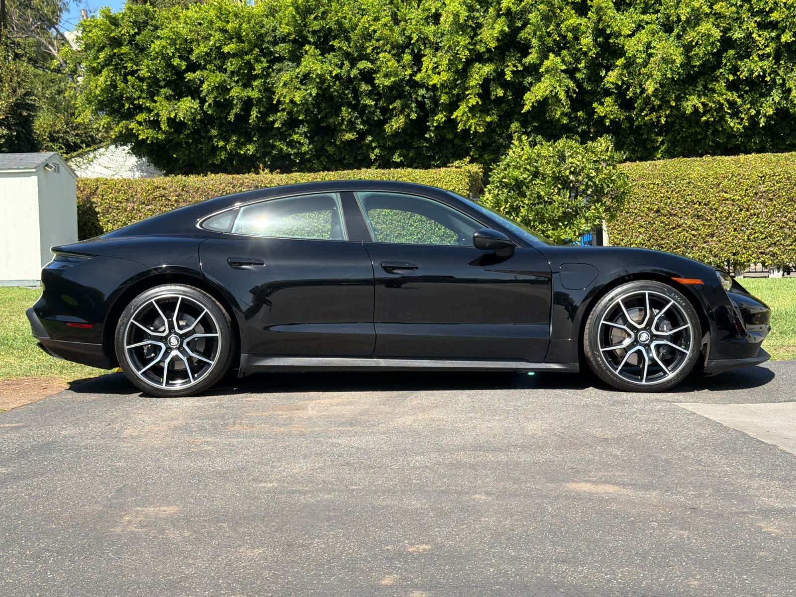 Certified 2023 Porsche Taycan RWD image 9
