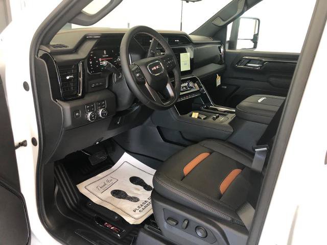 New 2026 GMC Sierra 2500 AT4 w/ Technology Package AWD/4WD image 5