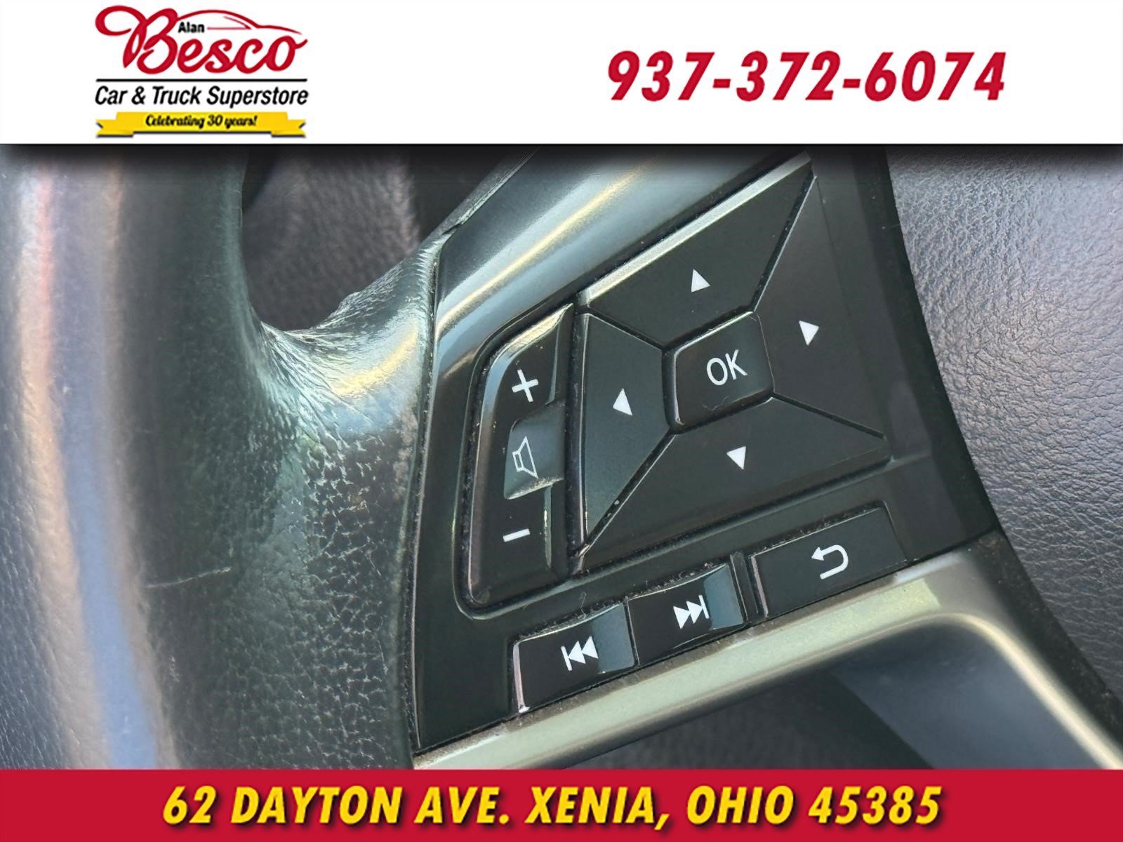 Used 2017 Nissan Rogue SV w/ Midnight Edition AWD/4WD image 12
