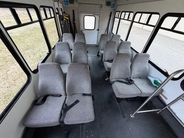 Used 2013 Ford E-350 and Econoline 350 Super Duty w/ Shuttle Bus Prep Pkg RWD image 25