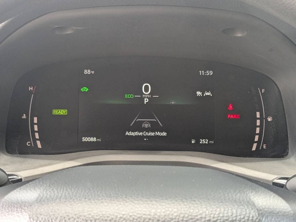 Used 2025 Toyota Camry LE FWD image 18