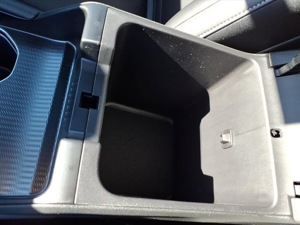 New 2025 Jeep Grand Cherokee L Limited image 30