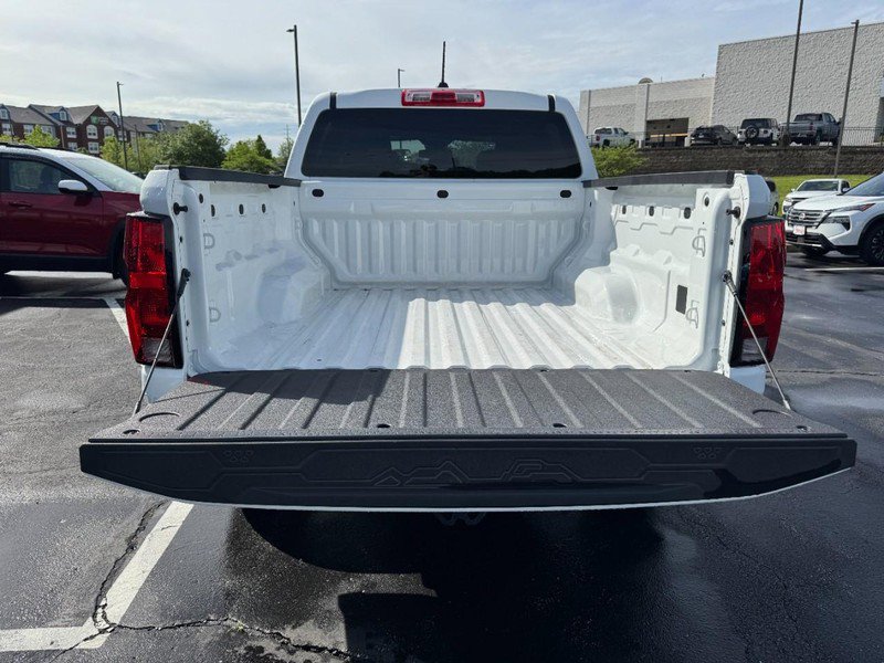 Used 2024 Chevrolet Colorado W/T RWD image 6