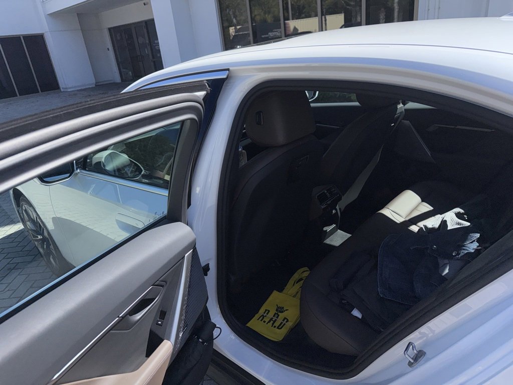 Certified 2024 BMW 530i w/ Luxury Seating Package image 30