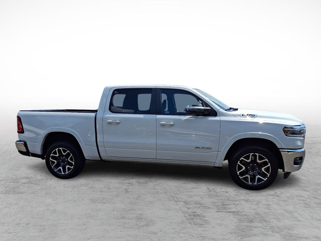Used 2025 RAM 1500 Laramie AWD/4WD image 6