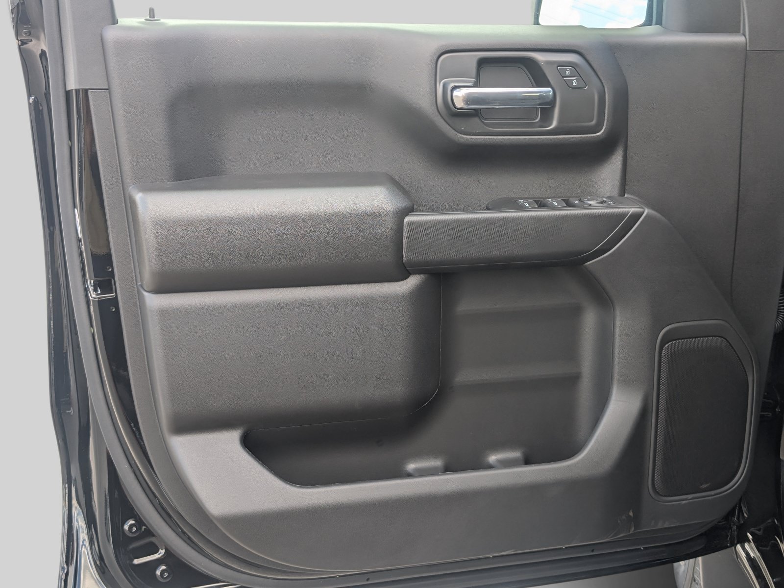 New 2026 Chevrolet Silverado 1500 Custom AWD/4WD image 11