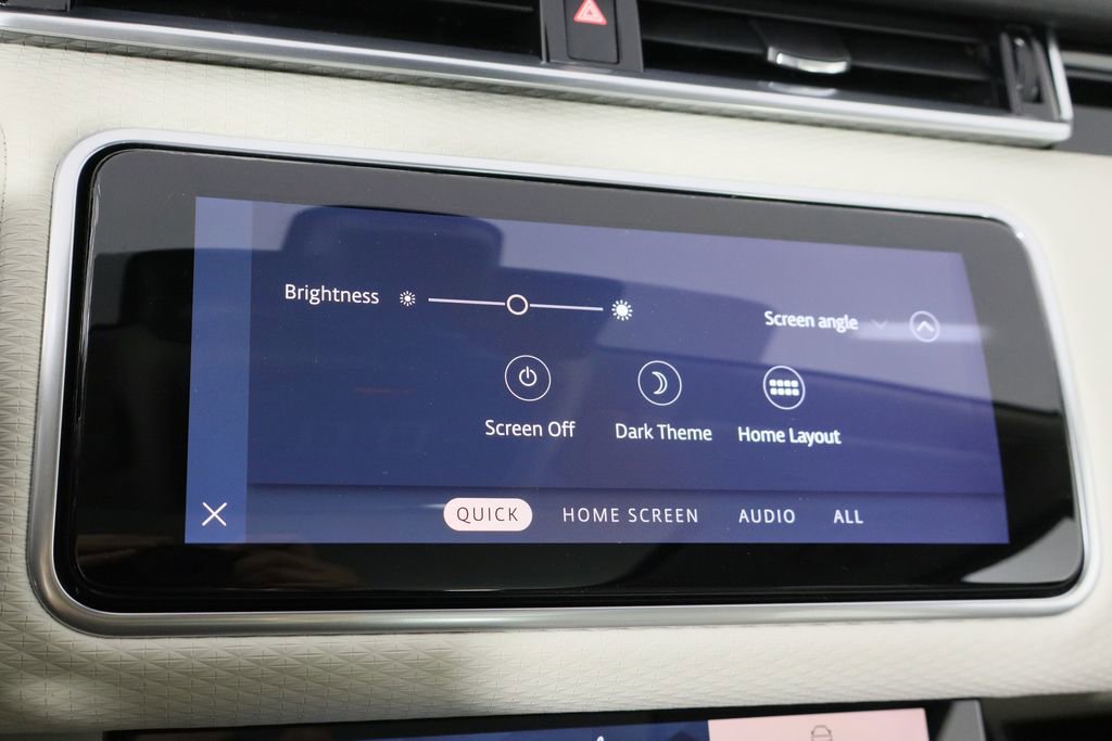 Used 2021 Land Rover Range Rover Velar R-Dynamic S image 32