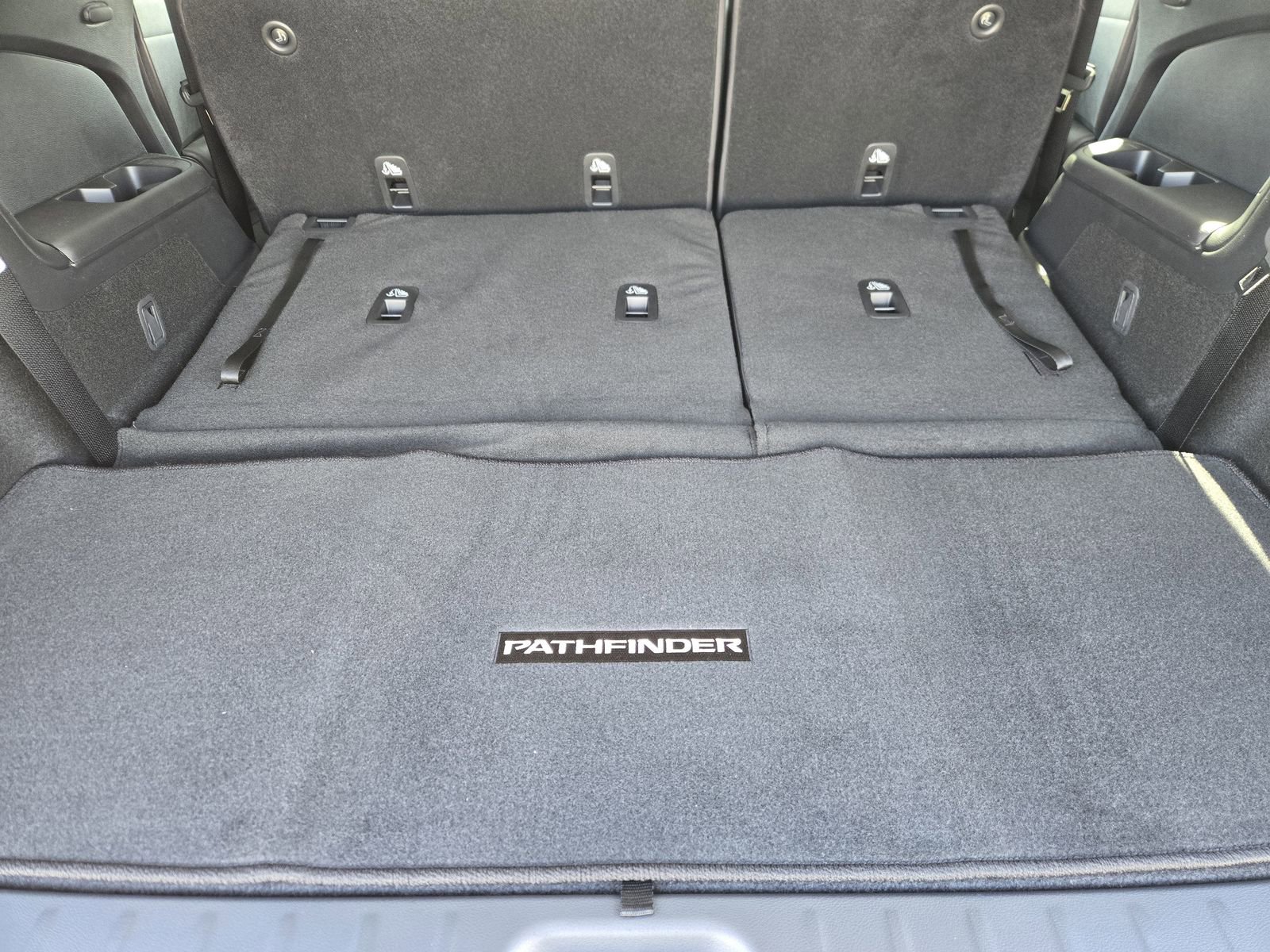 New 2026 Nissan Pathfinder SV image 27