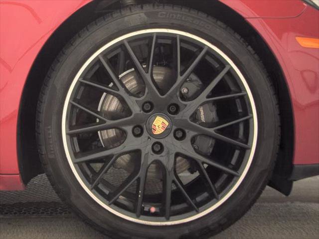 Used 2021 Porsche Panamera 4 w/ Premium Package AWD/4WD image 27