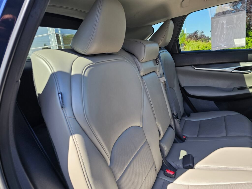 Used 2024 INFINITI QX50 Luxe AWD/4WD image 16