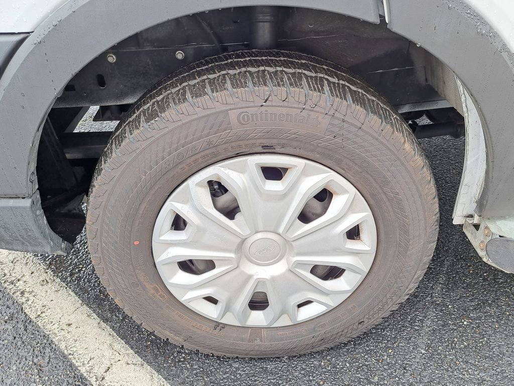 Used 2024 Ford Transit 250 Low Roof w/ Exterior Upgrade Package image 14