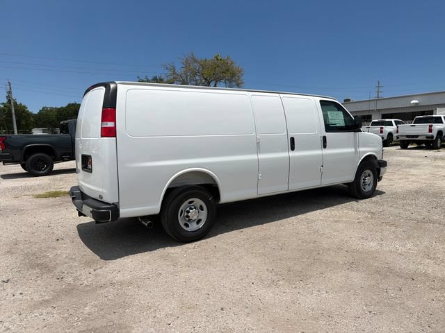New 2026 Chevrolet Express 3500 Extended w/ Driver Convenience Package RWD image 15
