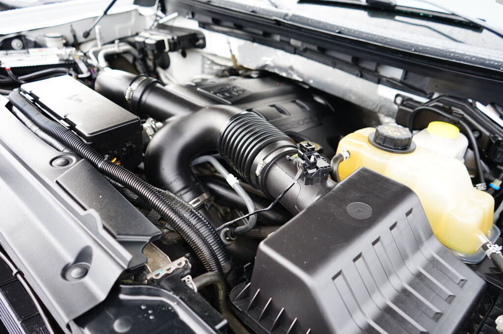 Used 2014 Ford F150 FX4 w/ Equipment Group 402A Luxury image 11