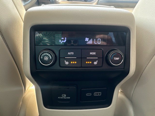 Used 2023 GMC Acadia Denali AWD/4WD image 15