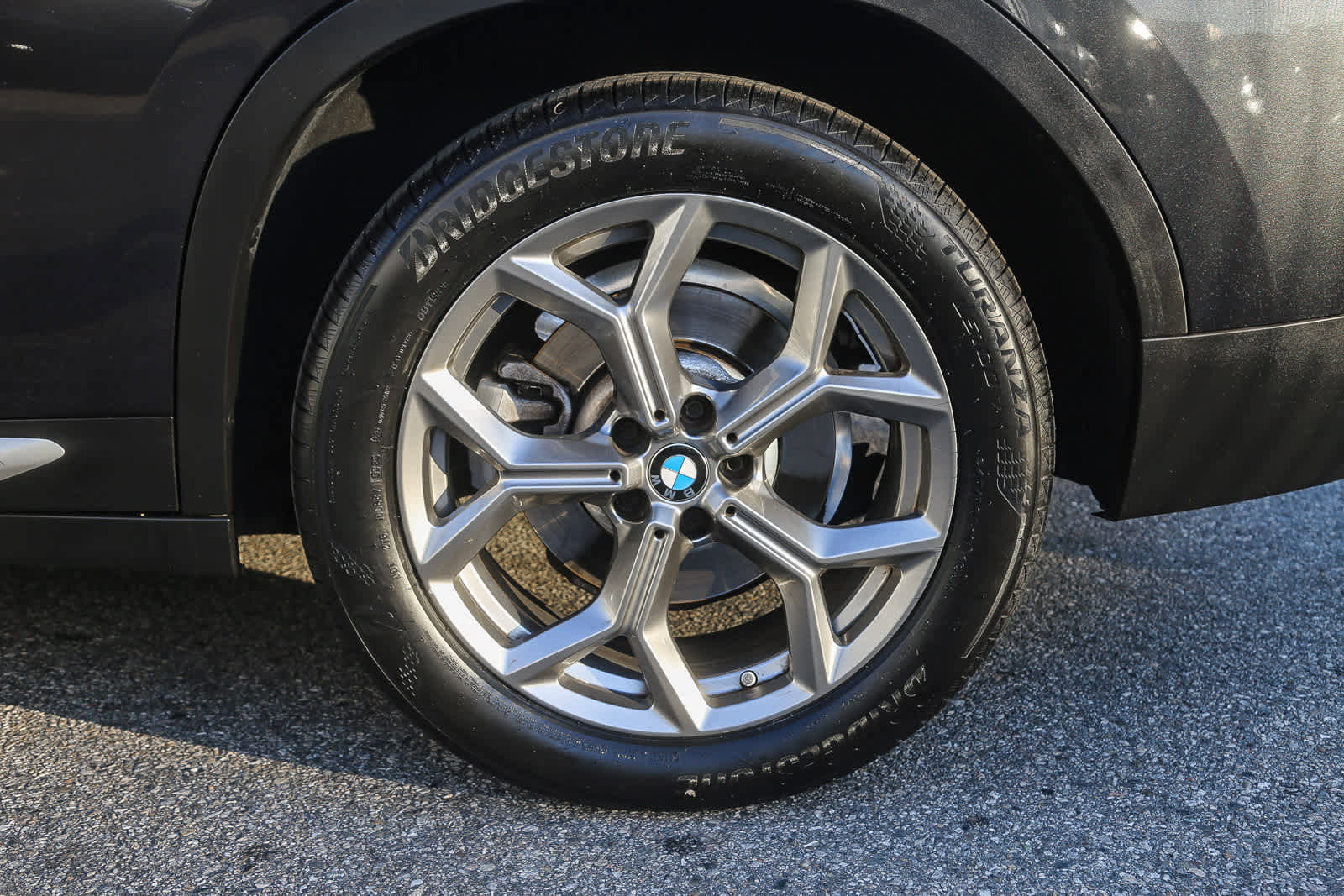 Used 2023 BMW X4 xDrive30i w/ Convenience Package image 8