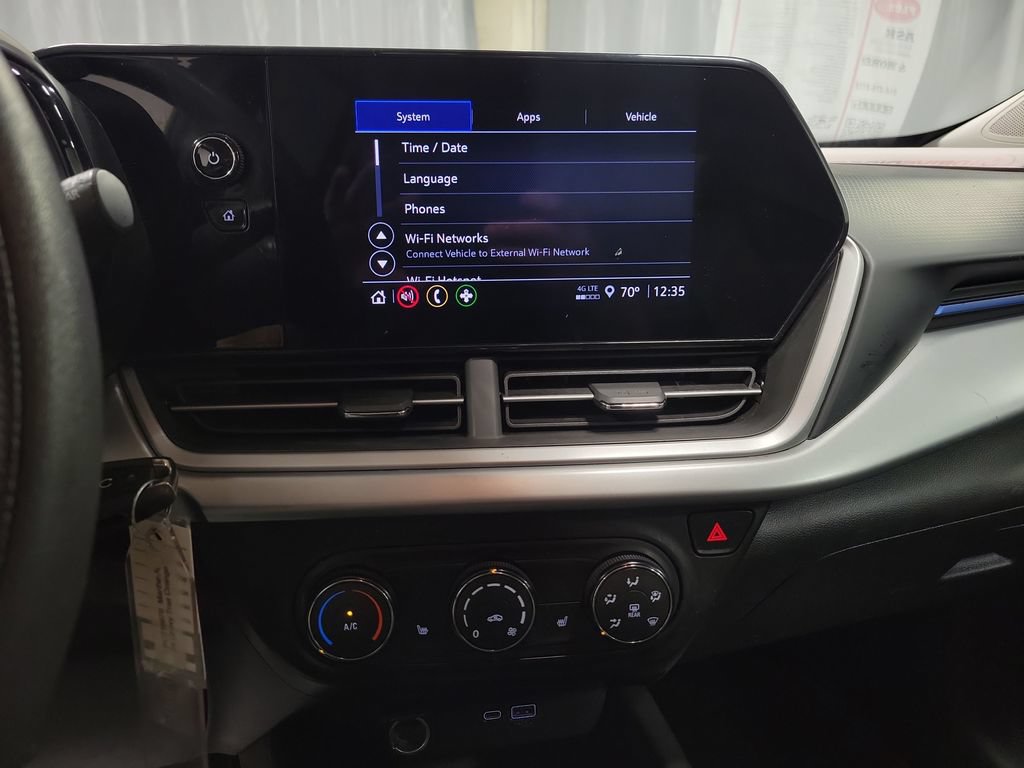Used 2024 Chevrolet Trax LS w/ LS Convenience Package FWD image 14