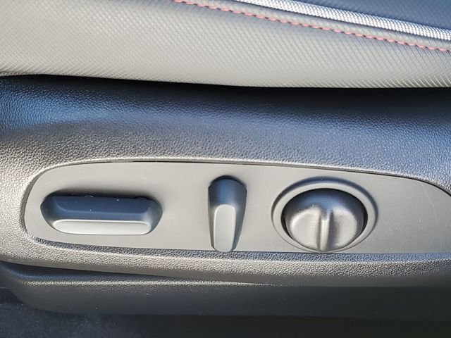 Used 2023 Chevrolet TrailBlazer RS w/ Sun and Liftgate Package image 8