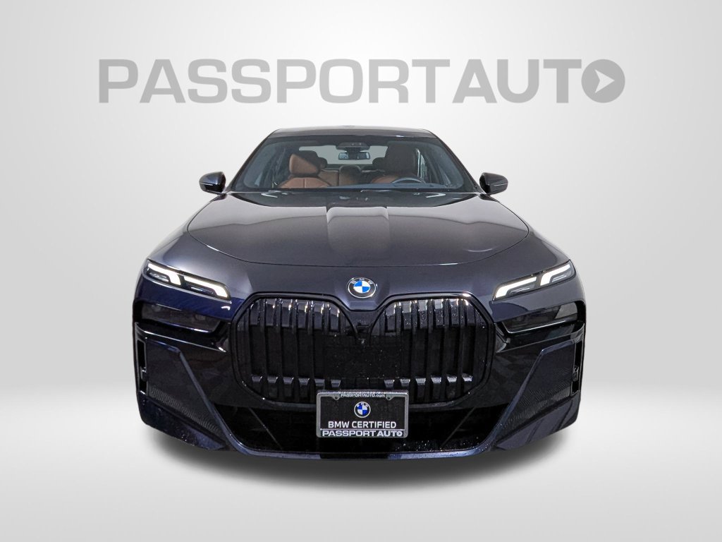 Certified 2023 BMW 740i RWD image 12