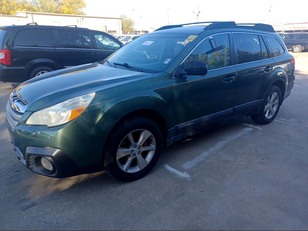 Used 2013 Subaru Outback 2.5i Limited image 1