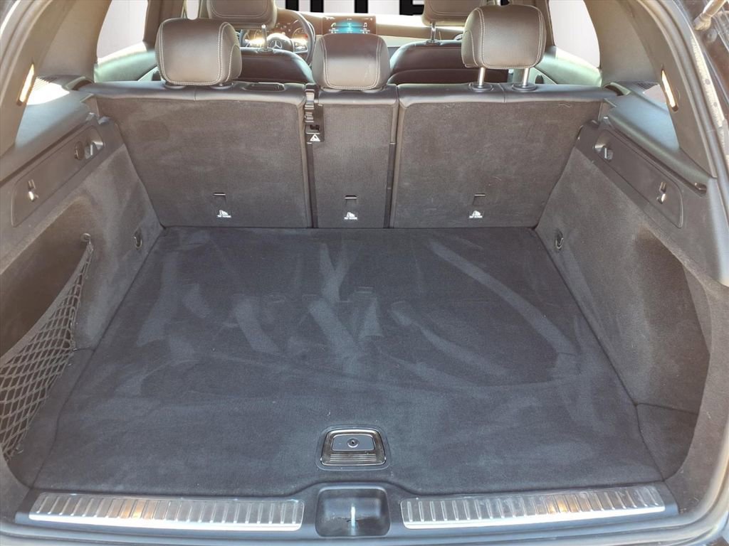 Used 2021 Mercedes-Benz GLC 300 image 30
