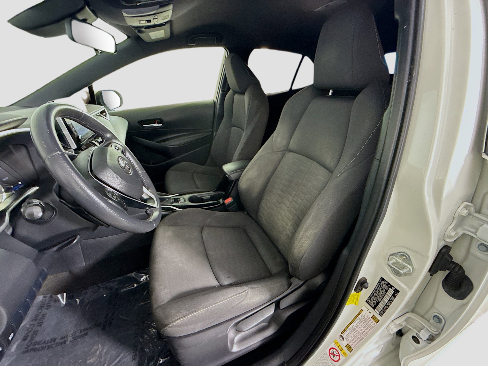 Used 2020 Toyota Corolla SE w/ Carpet Mat Package image 22