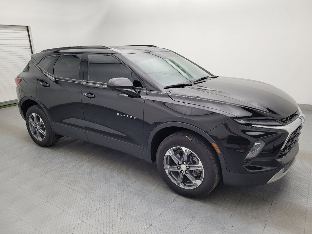 Used 2024 Chevrolet Blazer LT w/ Convenience Package FWD image 11