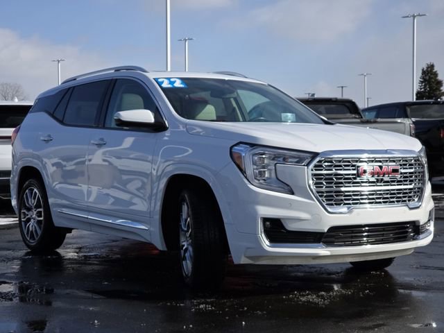 Used 2022 GMC Terrain Denali w/ Denali Premium Package image 22
