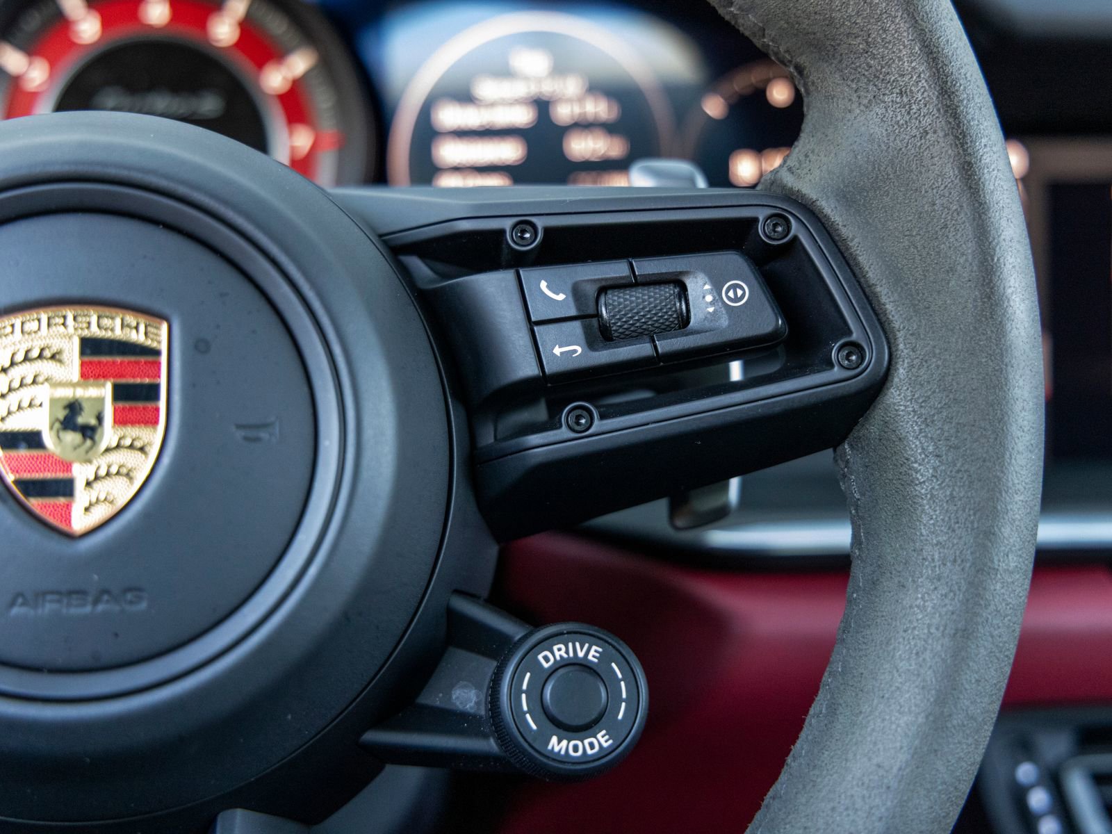 Used 2021 Porsche 911 Turbo S image 34