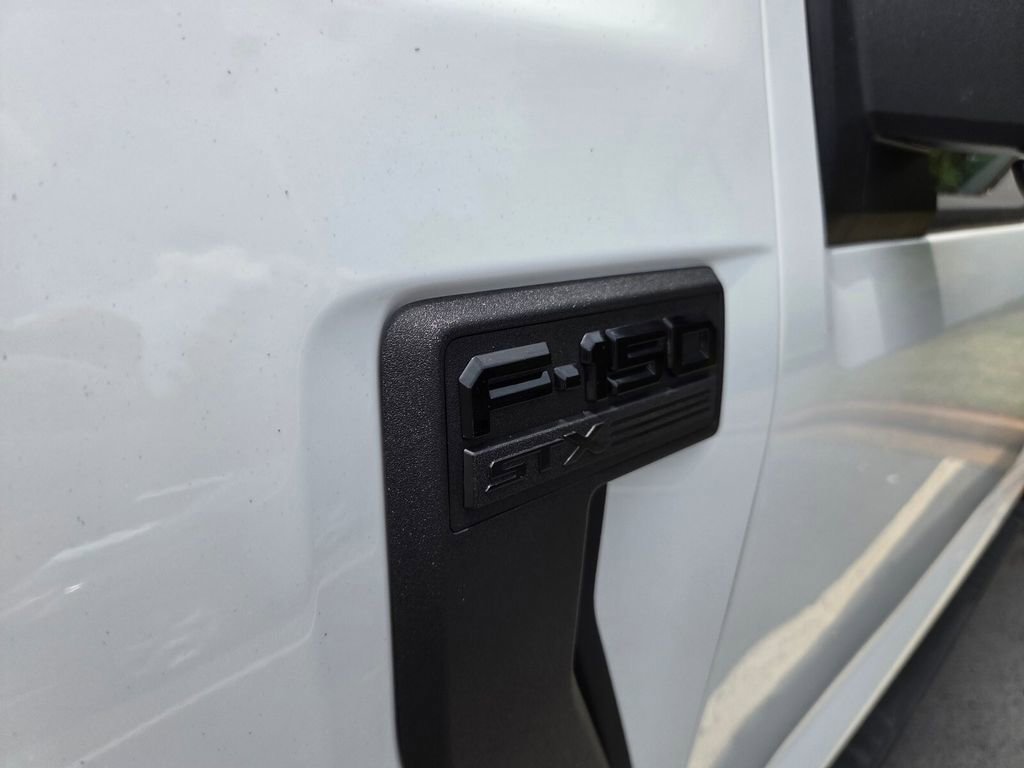 Used 2025 Ford F150 STX w/ Equipment Group 201A FX4 AWD/4WD image 5